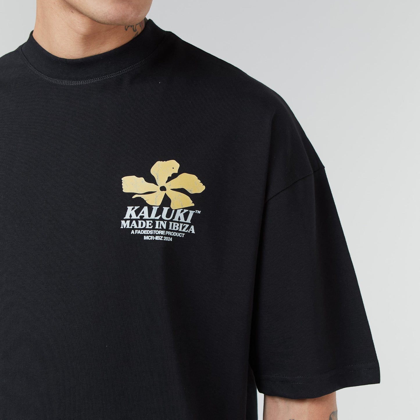 Tee | Flower Man Black